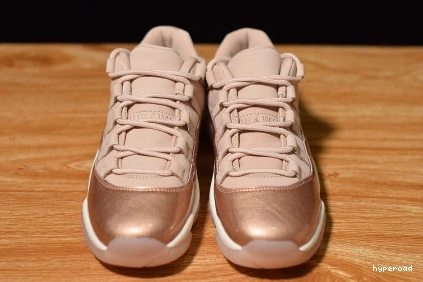 Hyperoad LOW ROSE RETRO (W) GOLD 11 JORDAN - 1107